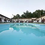 Northspot Guest house 4*