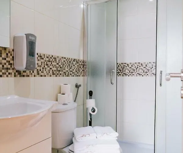 Northspot בית הארחה נאזרה